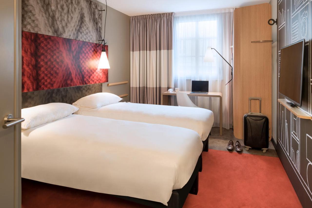 Ibis Paris Rueil Malmaison Exteriör bild