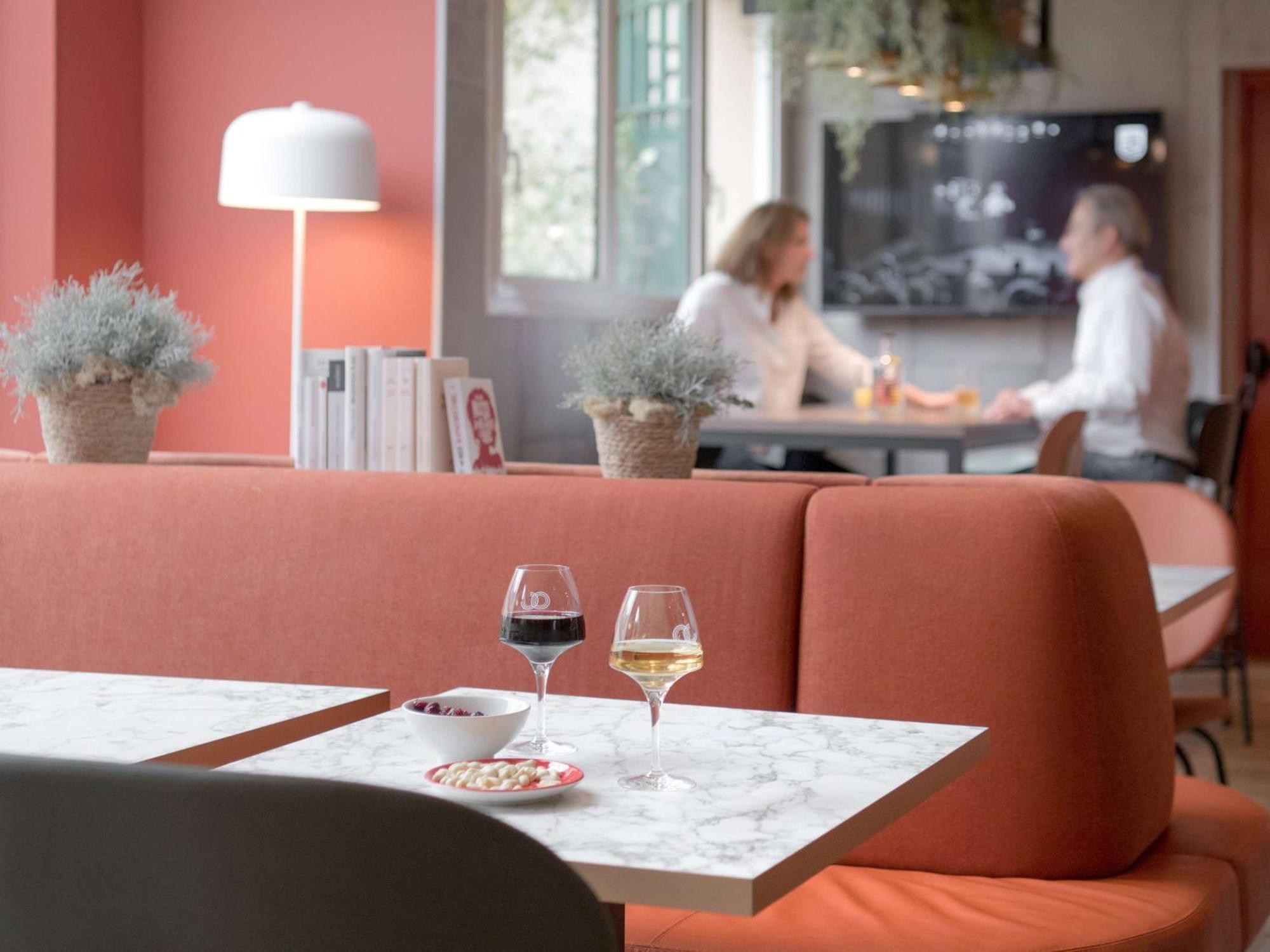 Ibis Paris Rueil Malmaison Exteriör bild