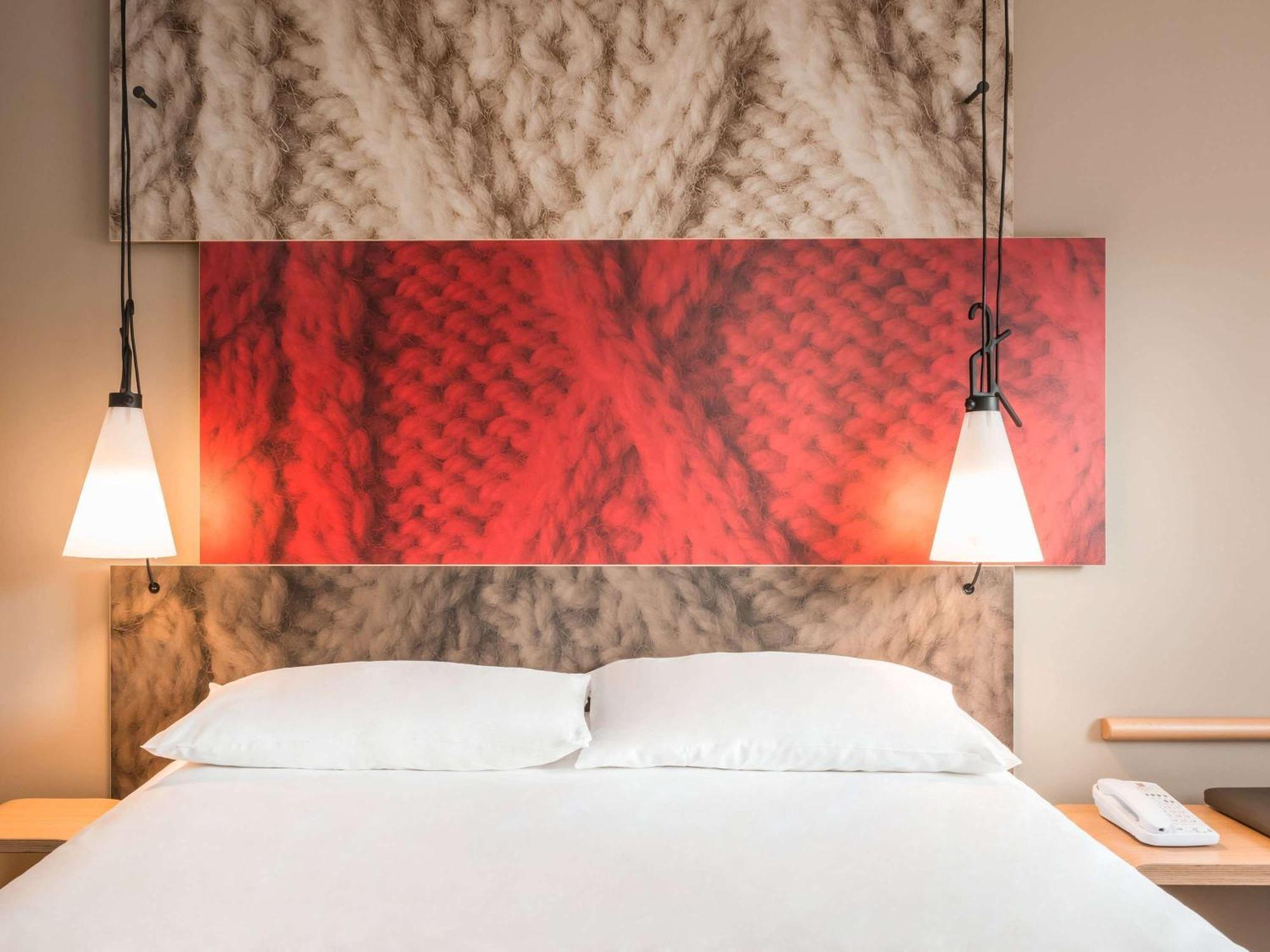 Ibis Paris Rueil Malmaison Exteriör bild